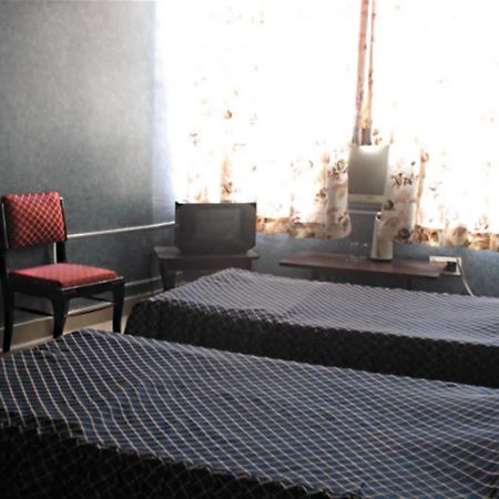 Gaurav Hotel Kanpur Luaran gambar